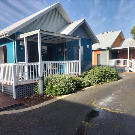 Mandurah Ocean Marina Chalets Eksteriør bilde