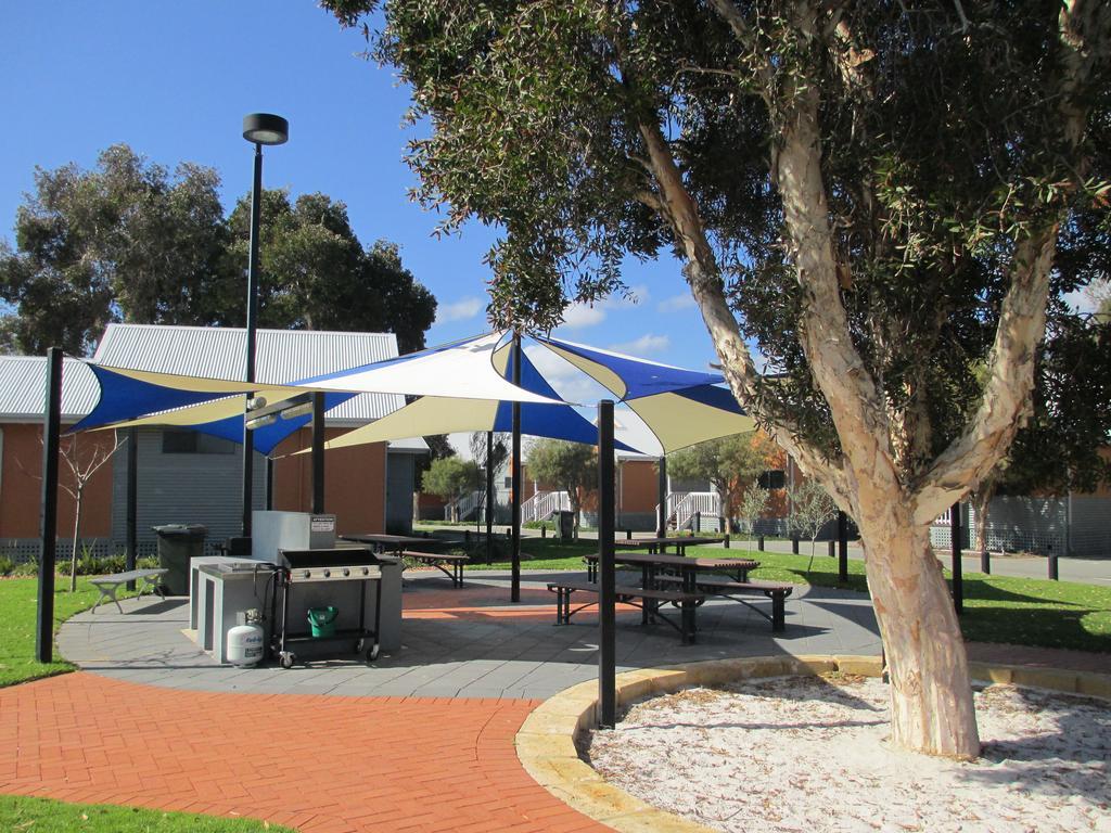 Mandurah Ocean Marina Chalets Eksteriør bilde