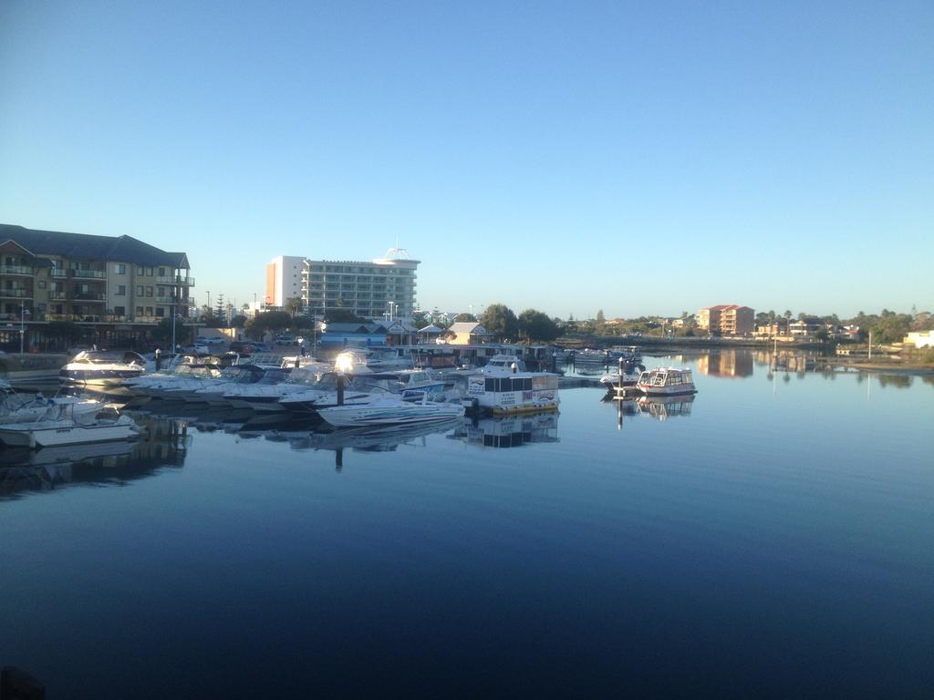 Mandurah Ocean Marina Chalets Eksteriør bilde